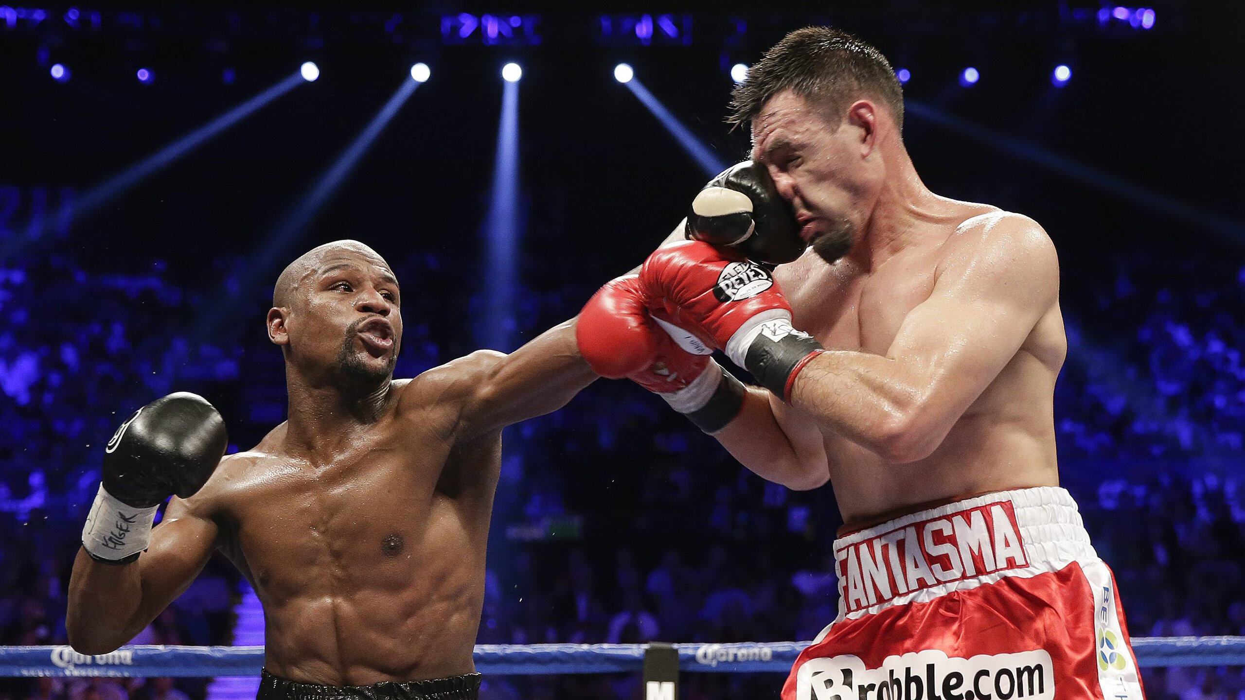 科比的五次总决赛MVP，缔造“冠军之巅”荣耀！，科比总决赛mvp是哪两年